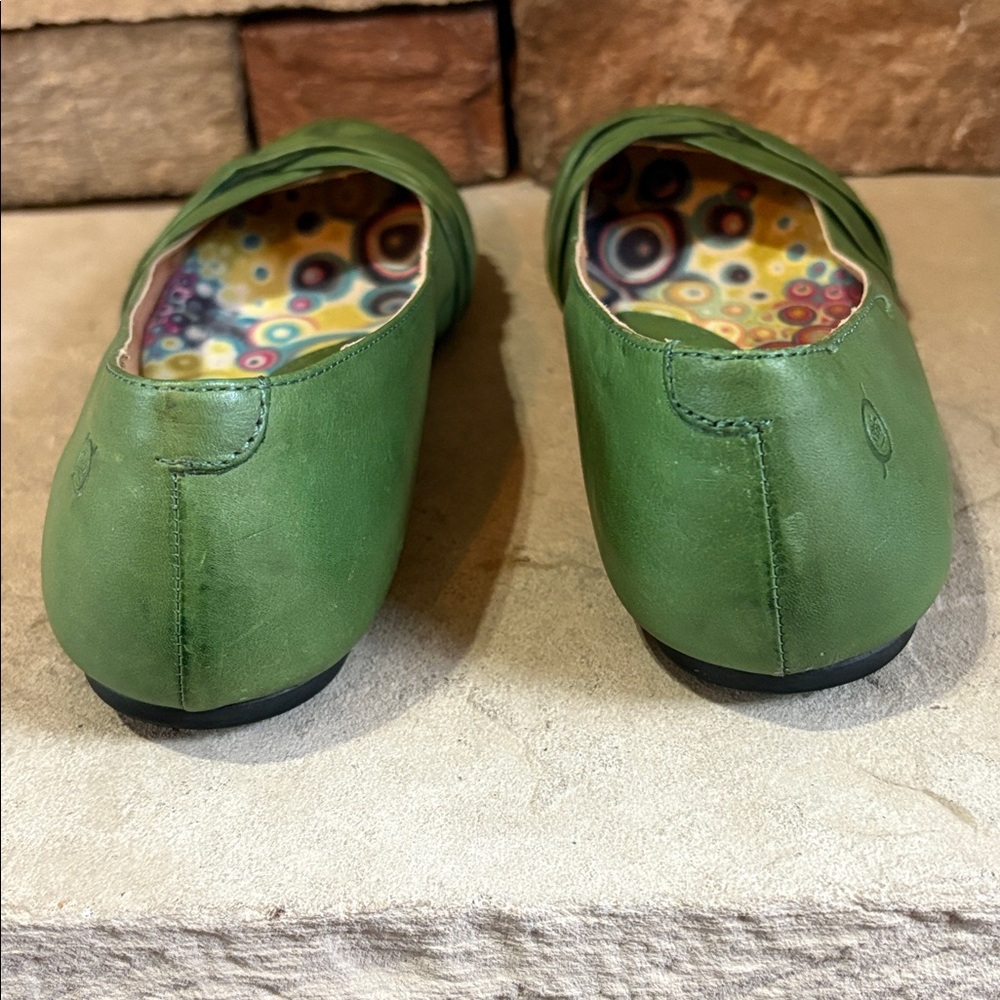 Born sz 9 green leather slip on loafers - Picture 7 of 11